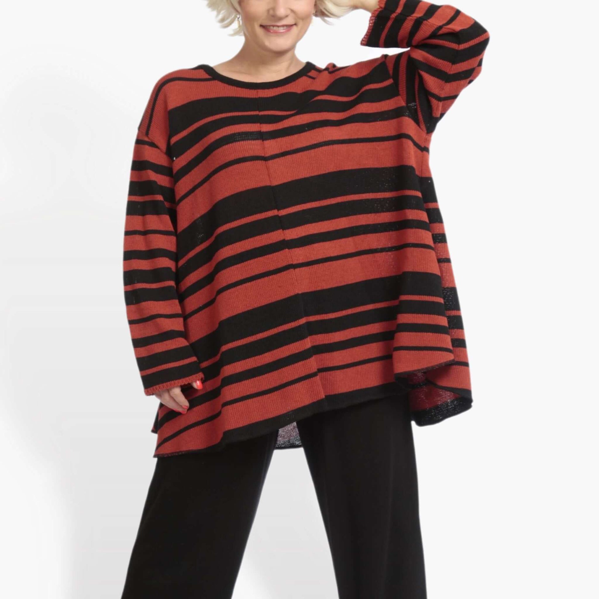  Pullover von AKH Fashion aus Baumwolle in Glocken-Form, 0878.01892, Schwarz-Rot, Schick