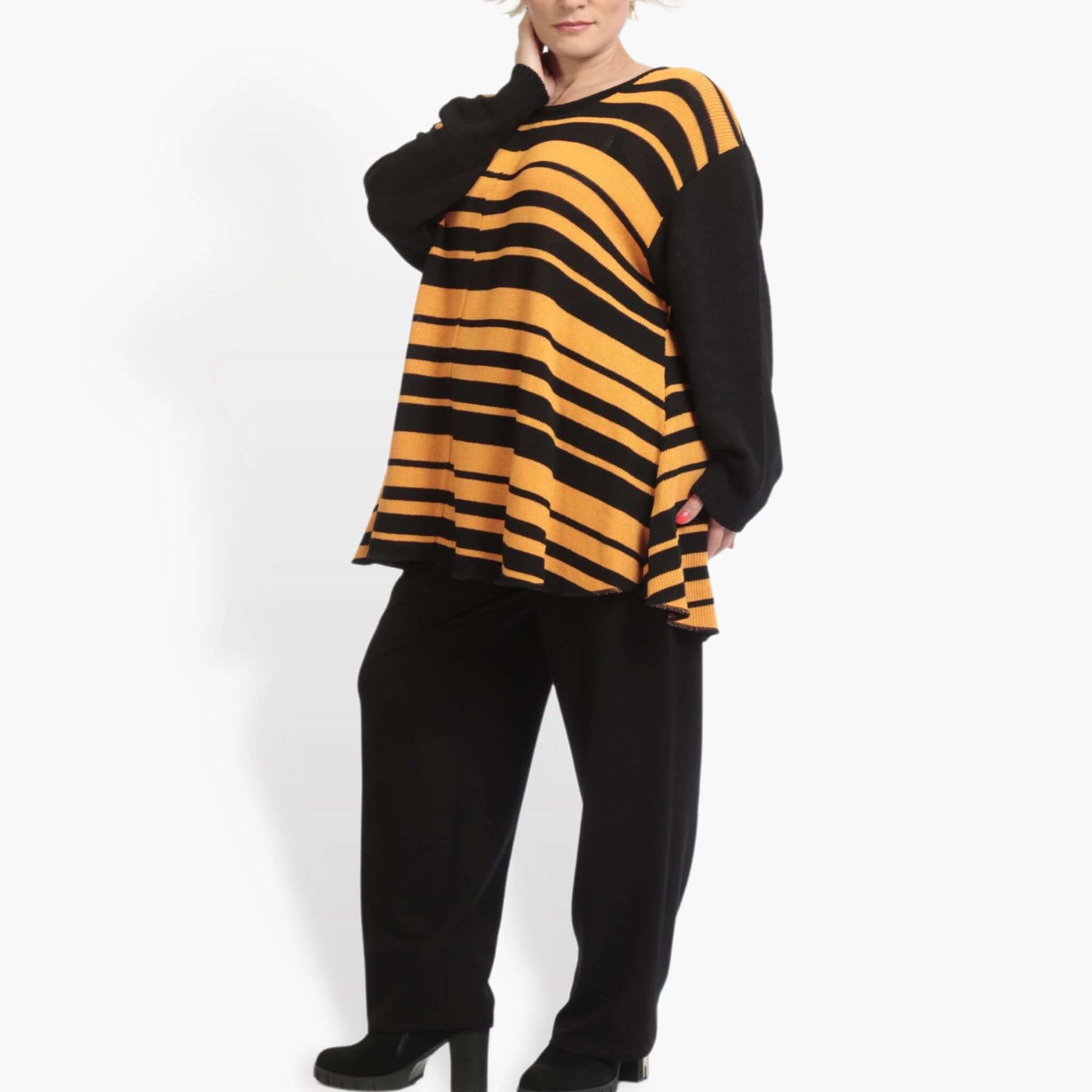  Pullover von AKH Fashion aus Baumwolle in Glocken-Form, 0878.01892, Schwarz-Orange