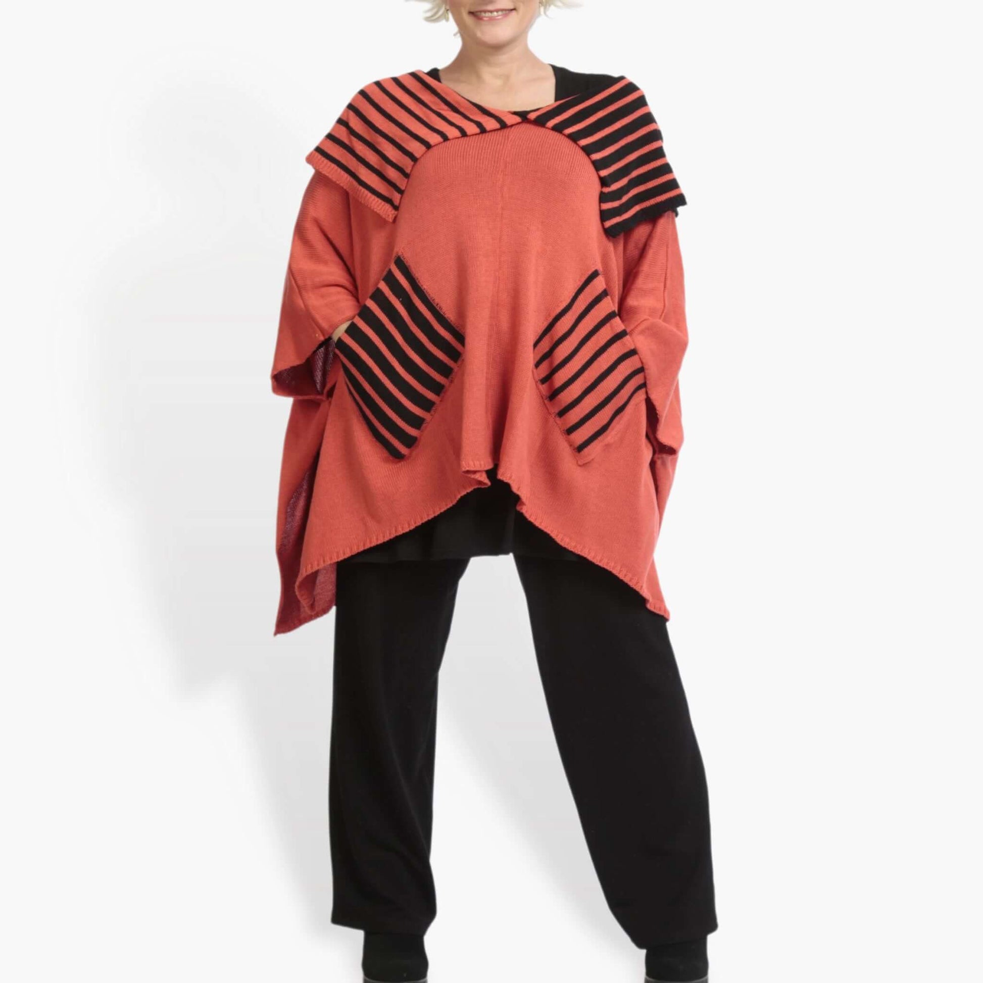  Pullover von AKH Fashion aus Baumwolle in kastiger Form, 0878.02050, Rot-Schwarz, Schick