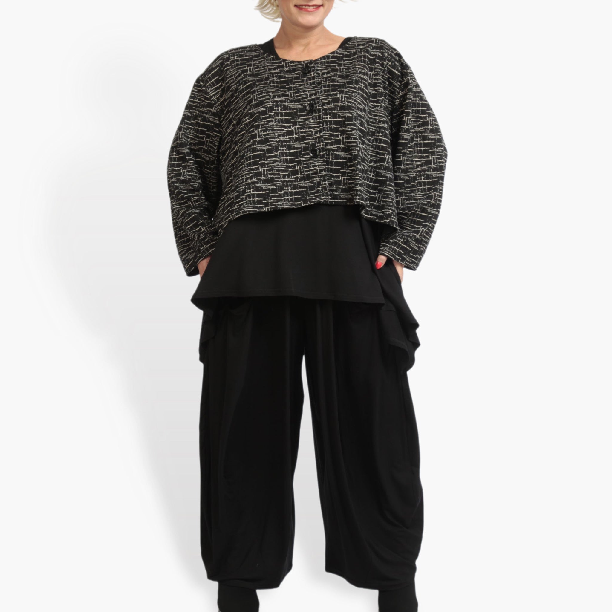  AKH Fashion Jacke in gerundeter Form, aus Materialmix, 0926.00130, Schwarz-Ekru, Grafik