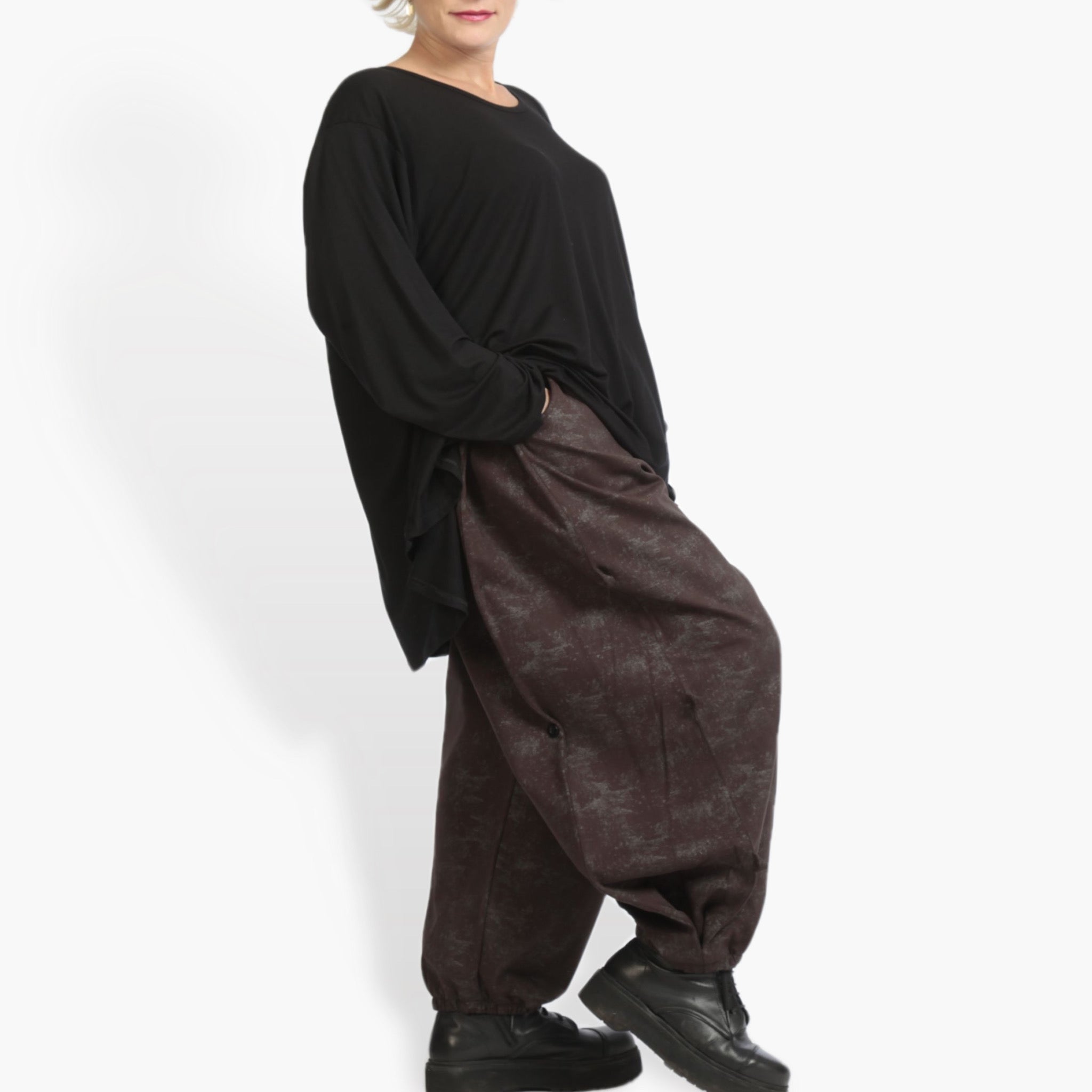  Hose von AKH Fashion aus Materialmix, 0958.06824, Braun, Schick, Modern, Bequem