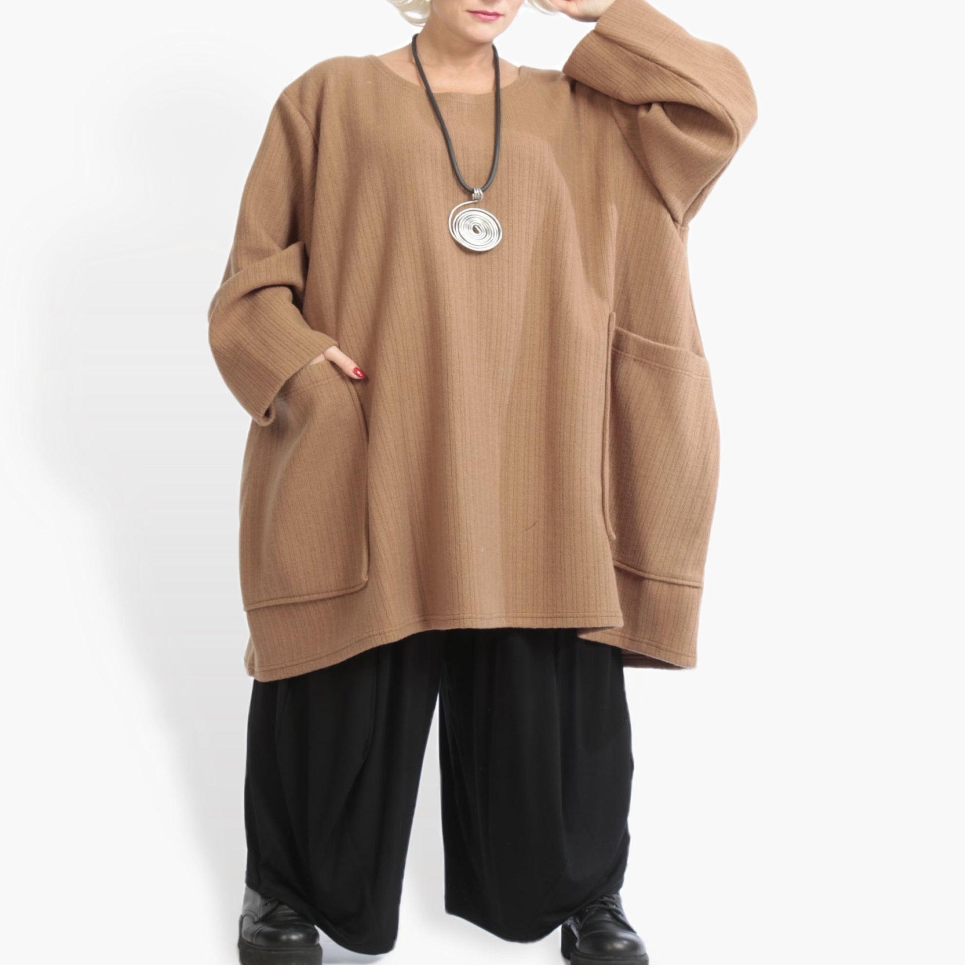  Bigshirt von AKH Fashion aus Materialmix in gerader Form, 0960.06600, Camel, Schick, Modern